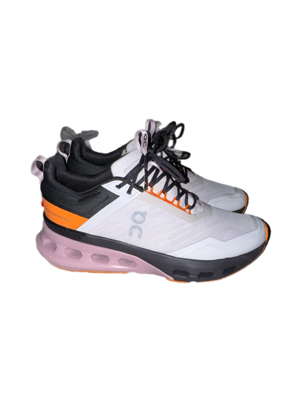 Mint condition On Running Women's cloudnova X shoes size 9.5